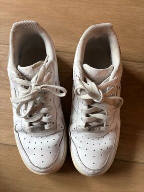 Nike White Leather Low-Top Sneakers